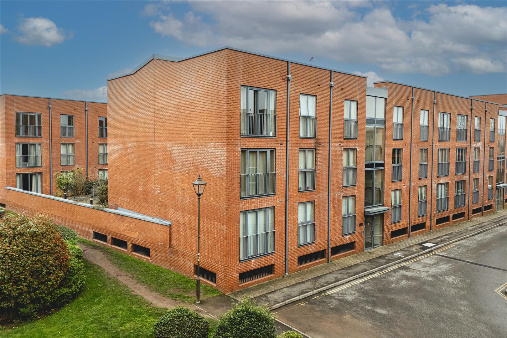 Ascote Lane, Dickens Heath, Solihull