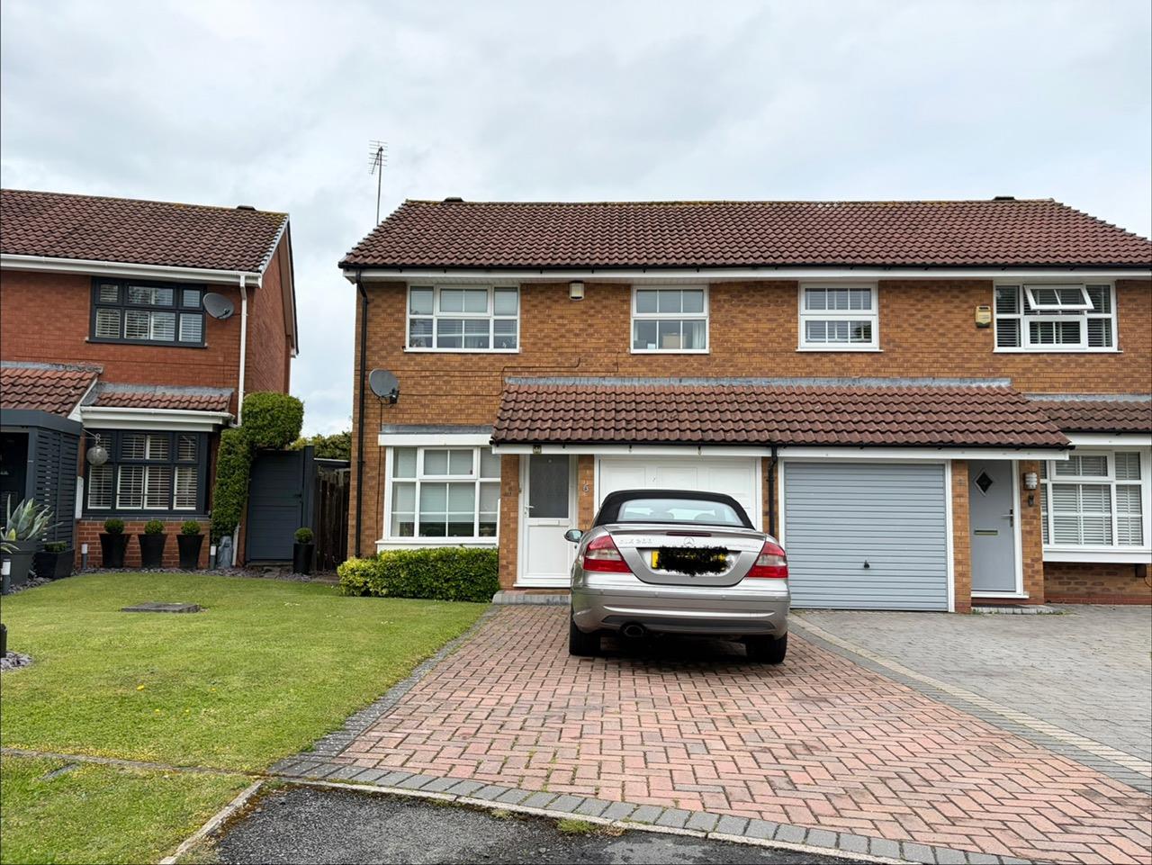 Woodbury Grove, Solihull