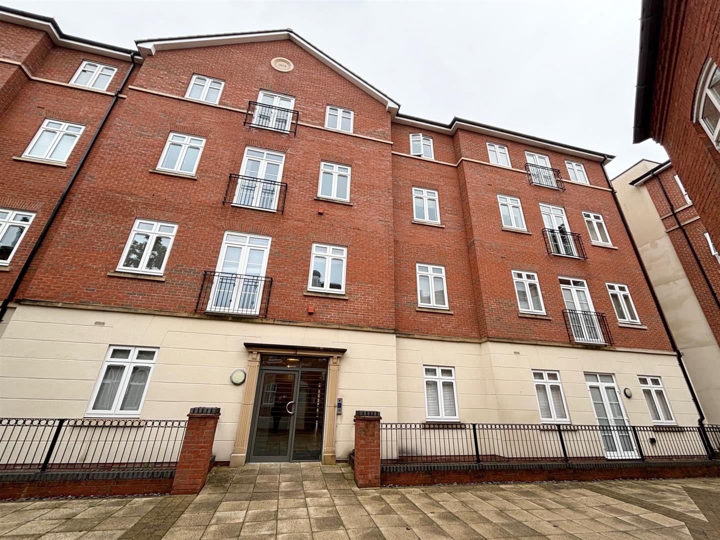 Waddesdon House, Gorcott Lane, Dickens Heath, Solihull
