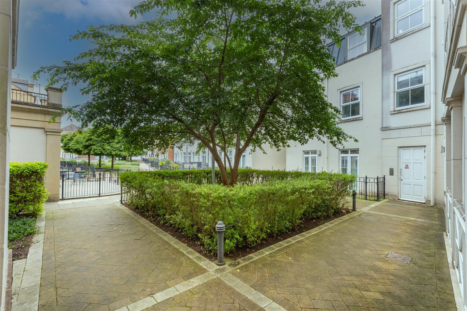 South Terrace, Main Street, Dickens Heath